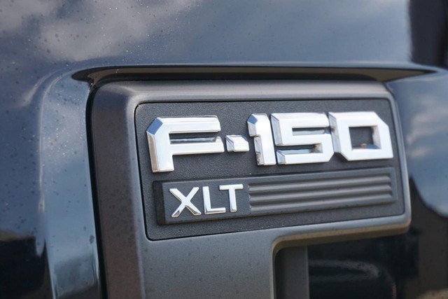 2022 Ford F-150 4WD XLT SuperCrew image 11