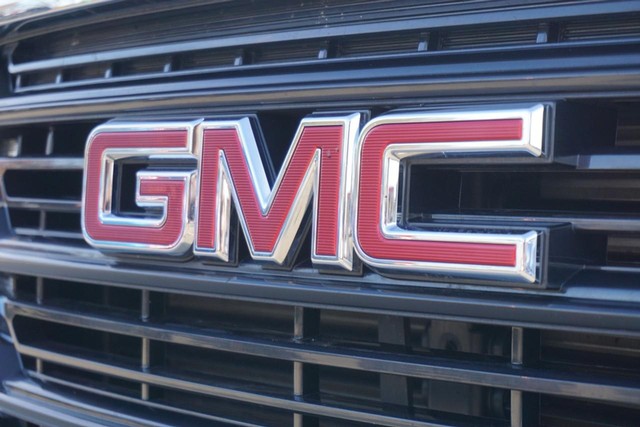 2020 GMC Terrain SLE AWD image 11