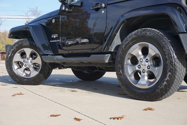 2016 Jeep Wrangler Sahara image 13