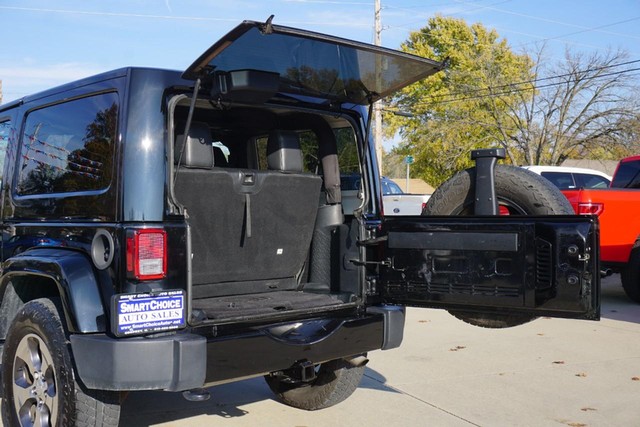 2016 Jeep Wrangler Sahara image 21