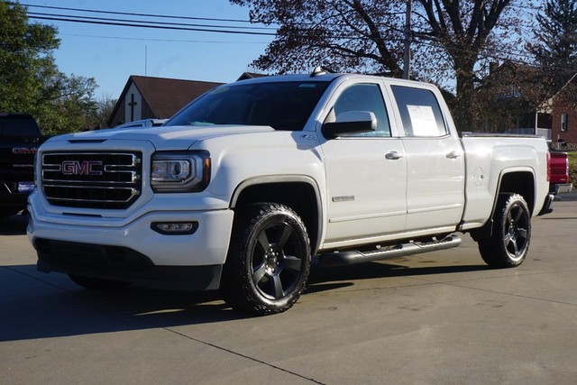 2018 GMC Sierra 1500 4WD SLE Crew Cab image 07