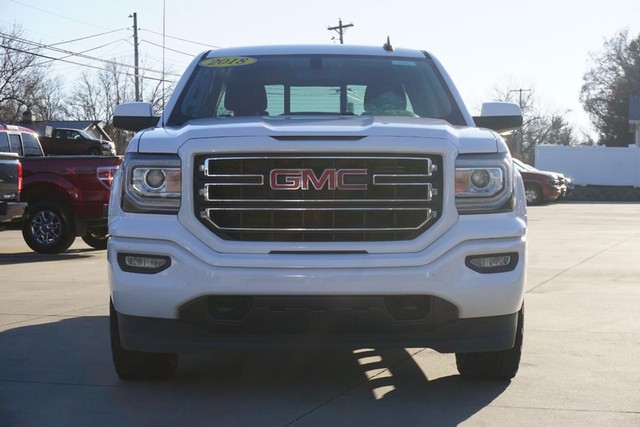 2018 GMC Sierra 1500 4WD SLE Crew Cab image 08