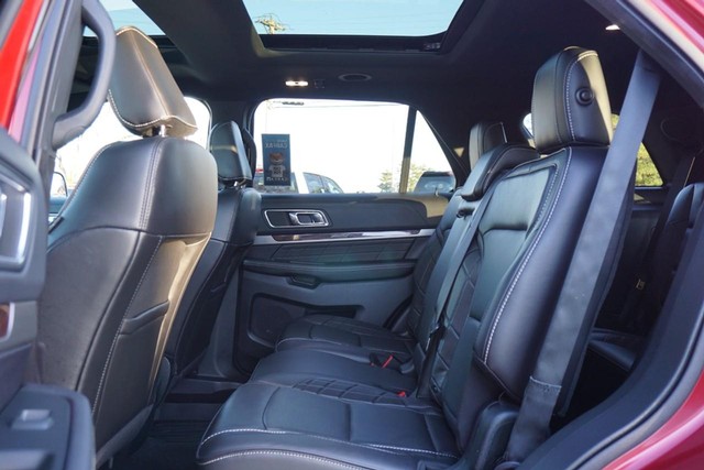 2019 Ford Explorer Platinum 4WD image 34