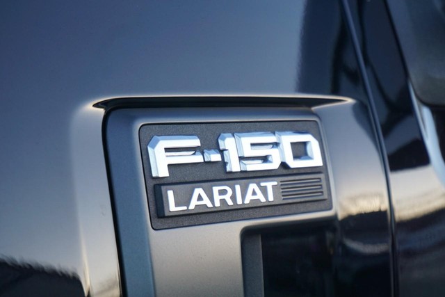 2021 Ford F-150 4WD Lariat SuperCrew image 12