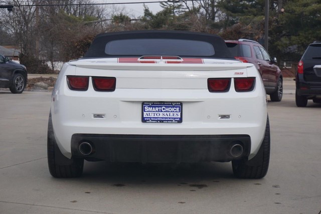 2011 Chevrolet Camaro 2SS Convertible image 04