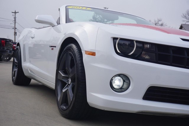 2011 Chevrolet Camaro 2SS Convertible image 18