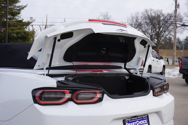 2020 Chevrolet Camaro 3LT Convertible image 31