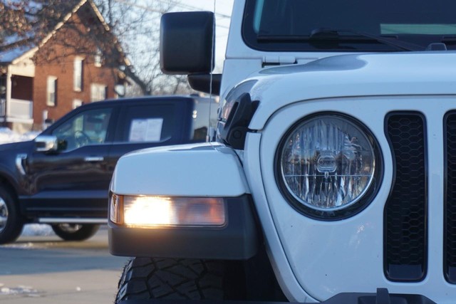 2021 Jeep Wrangler Sahara Altitude 4X4 image 10