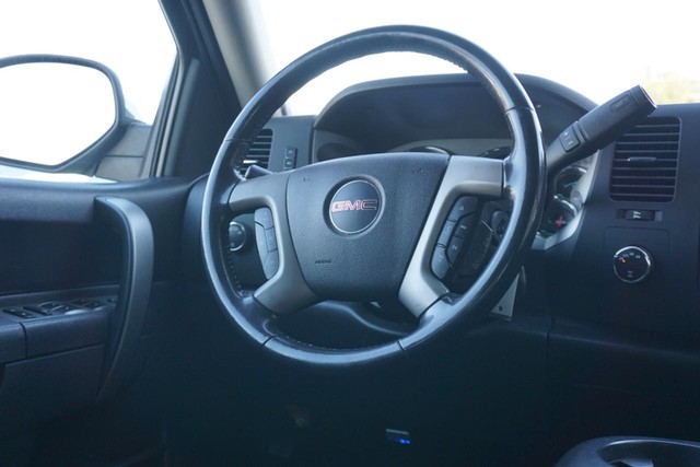 2012 GMC Sierra 1500 4WD SLE Crew Cab image 15