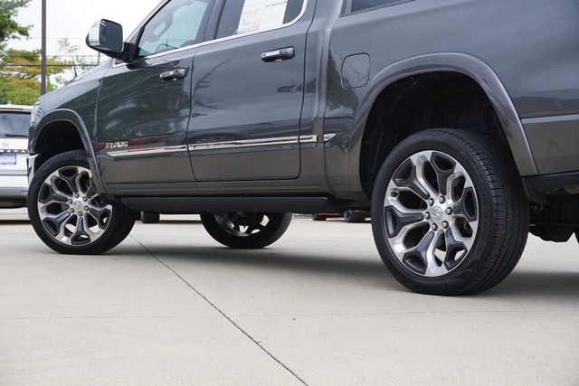 2019 Ram 1500 4WD Limited Crew Cab image 15