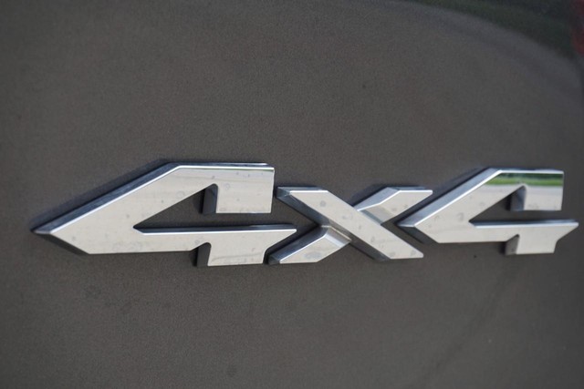2019 Ram 1500 4WD Limited Crew Cab image 24