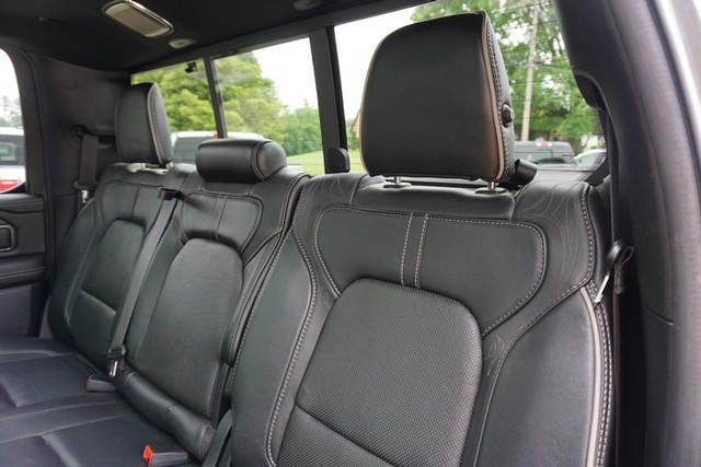 2019 Ram 1500 4WD Limited Crew Cab image 32