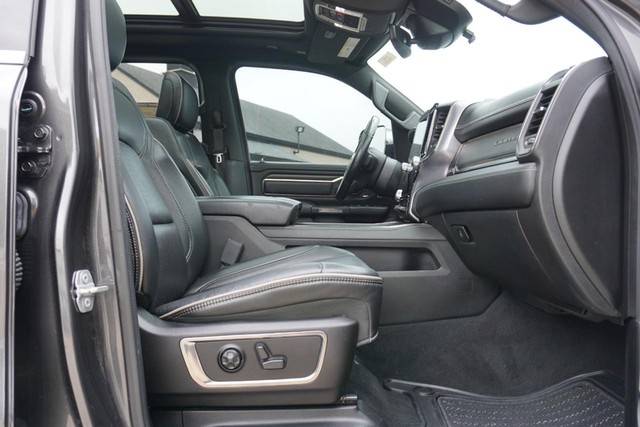 2019 Ram 1500 4WD Limited Crew Cab image 35
