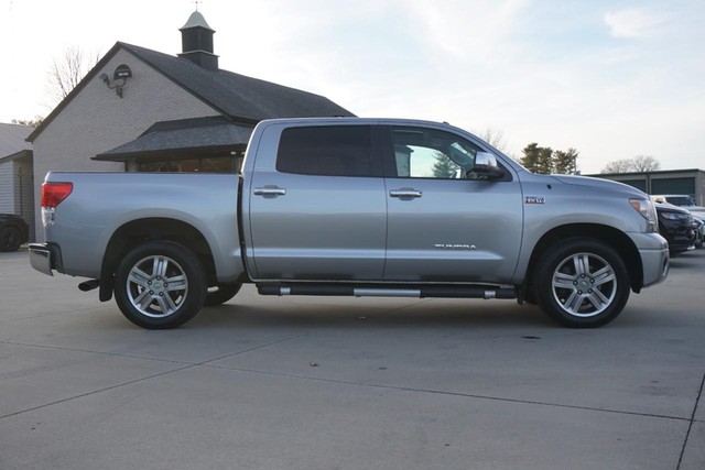 2013 Toyota Tundra 4WD Truck CrewMax 5.7L FFV V8 6-Spd AT (Natl) image 02