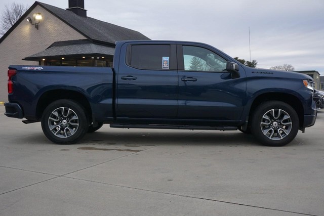 2023 Chevrolet Silverado 1500 4WD RST Crew Cab image 02