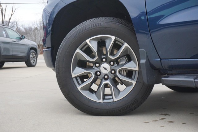 2023 Chevrolet Silverado 1500 4WD RST Crew Cab image 16