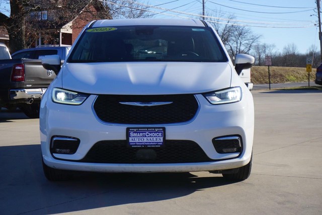 2023 Chrysler Pacifica Touring L FWD image 08