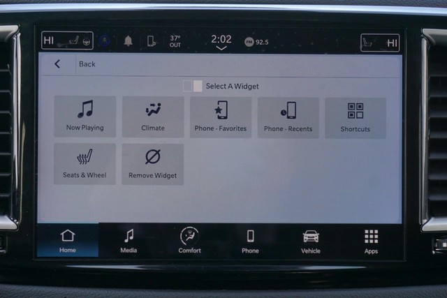 2023 Chrysler Pacifica Touring L FWD image 39