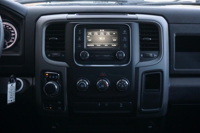 2022 Ram 1500 Classic Express 4X4 image 34