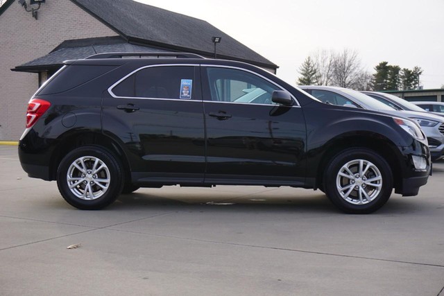 2017 Chevrolet Equinox LT FWD image 02