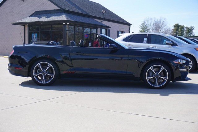 2022 Ford Mustang GT Premium Convertible California Special Edition image 02