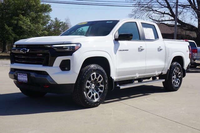 2023 Chevrolet Colorado Crew Cab 4WD Z71 image 07