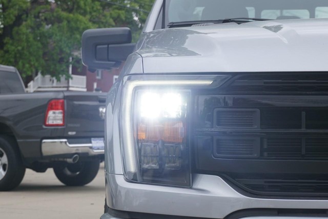 2023 Ford F-150 4WD XLT SuperCrew image 09