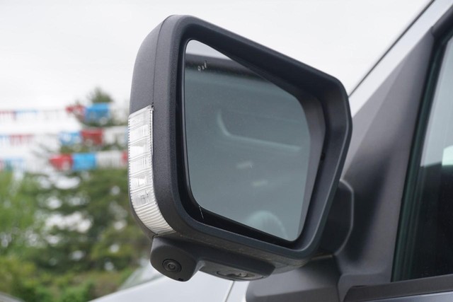 2023 Ford F-150 4WD XLT SuperCrew image 16