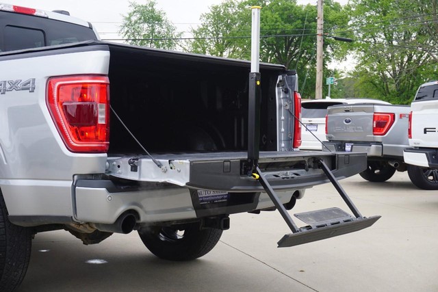 2023 Ford F-150 4WD XLT SuperCrew image 22