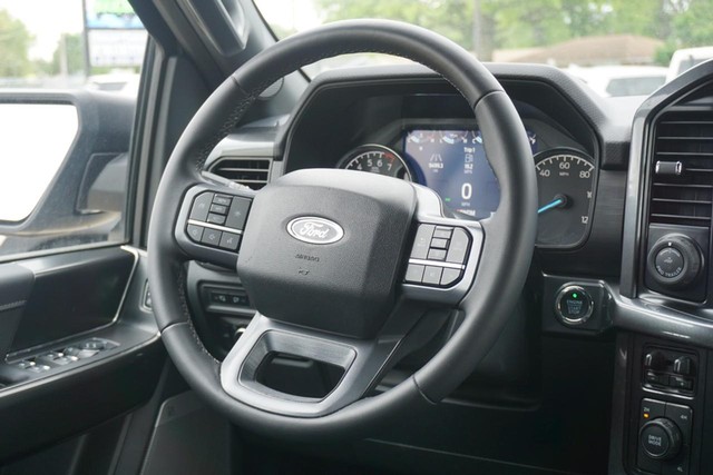 2023 Ford F-150 4WD XLT SuperCrew image 34