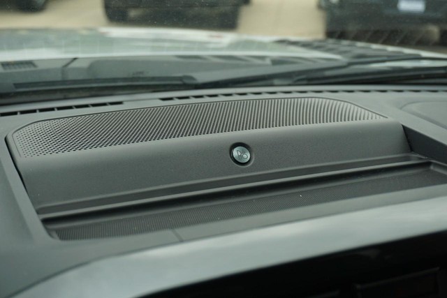 2023 Ford F-150 4WD XLT SuperCrew image 37