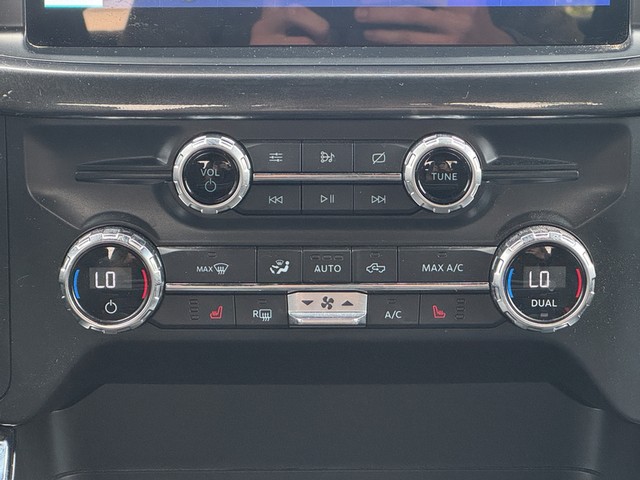 2021 Ford F-150 4WD XLT SuperCrew image 26