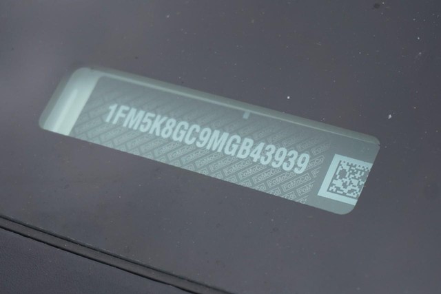 2021 Ford Explorer ST 4WD image 13