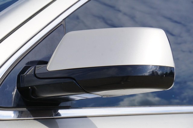 2015 Chevrolet Tahoe LT 4wd image 12