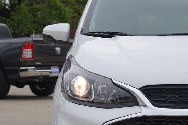 2019 Chevrolet Spark LT FWD image 09