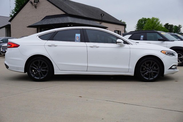 2017 Ford Fusion Titanium FWD image 02