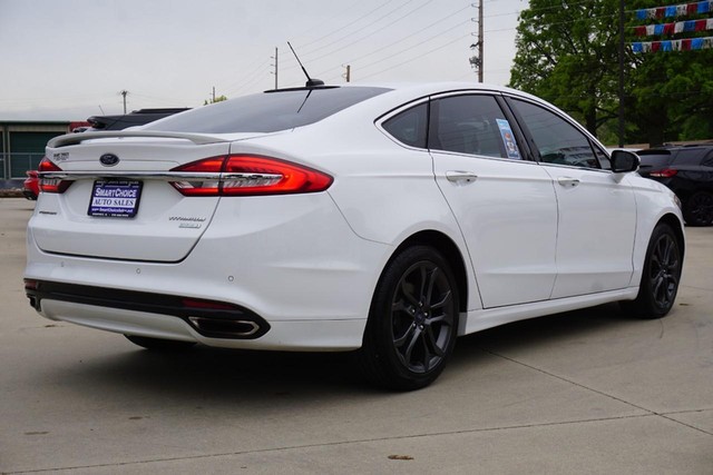 2017 Ford Fusion Titanium FWD image 03