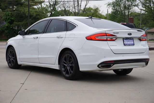 2017 Ford Fusion Titanium FWD image 04