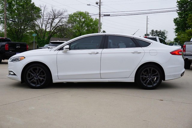 2017 Ford Fusion Titanium FWD image 05