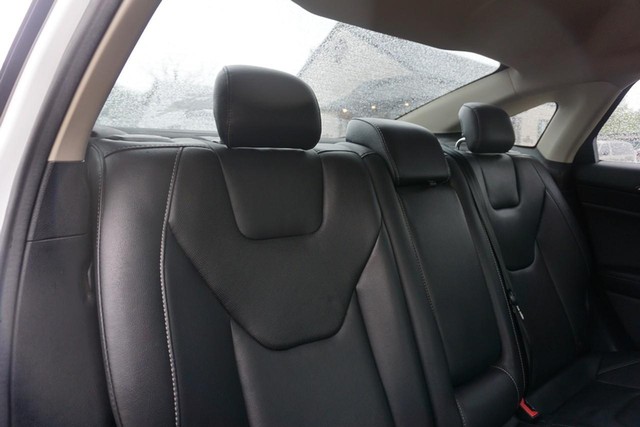 2017 Ford Fusion Titanium FWD image 25