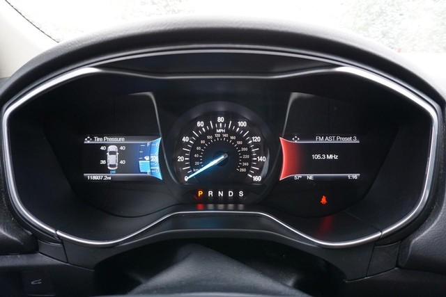 2017 Ford Fusion Titanium FWD image 36
