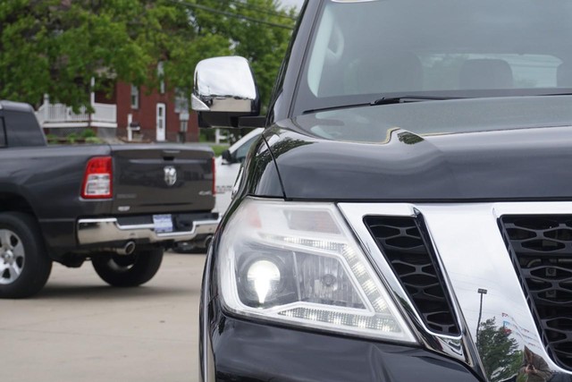 2017 Nissan Armada SL 4x4 image 09