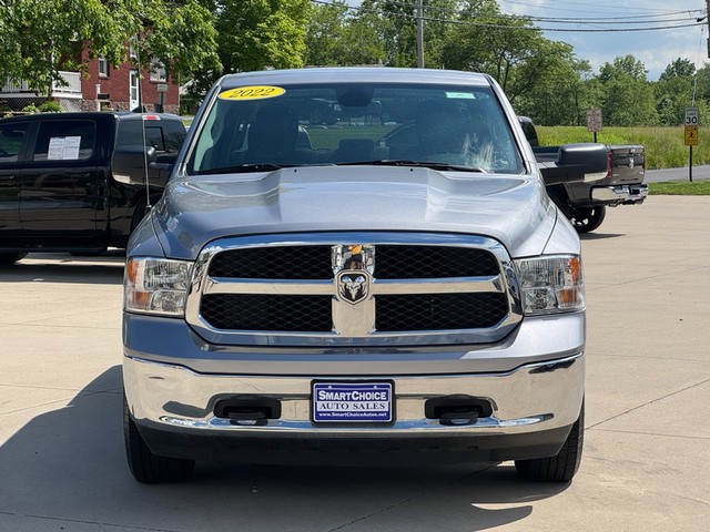 2022 Ram 1500 Classic SLT 4x4 image 09