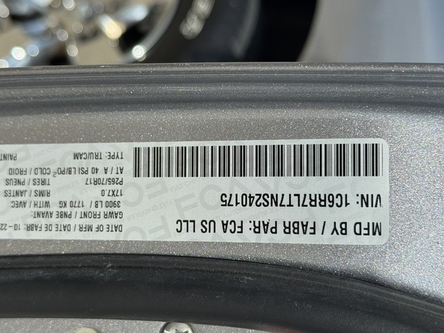 2022 Ram 1500 Classic SLT 4x4 image 19