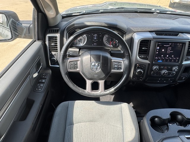 2022 Ram 1500 Classic SLT 4x4 image 29