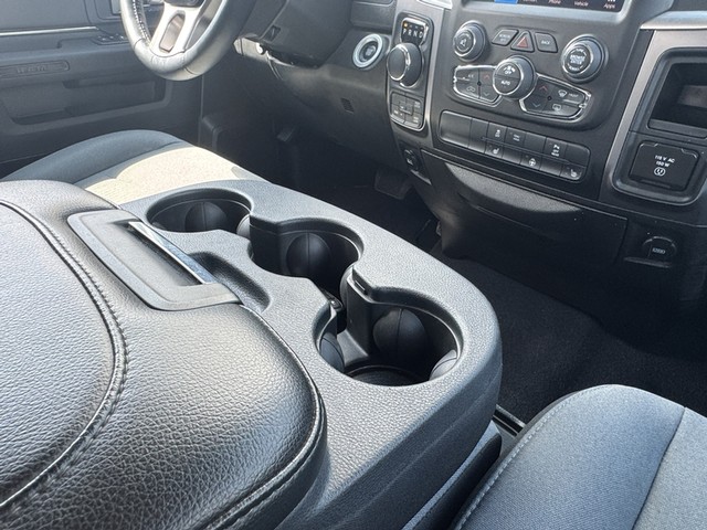 2022 Ram 1500 Classic SLT 4x4 image 33