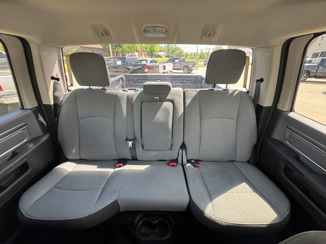 2022 Ram 1500 Classic SLT 4x4 image 34