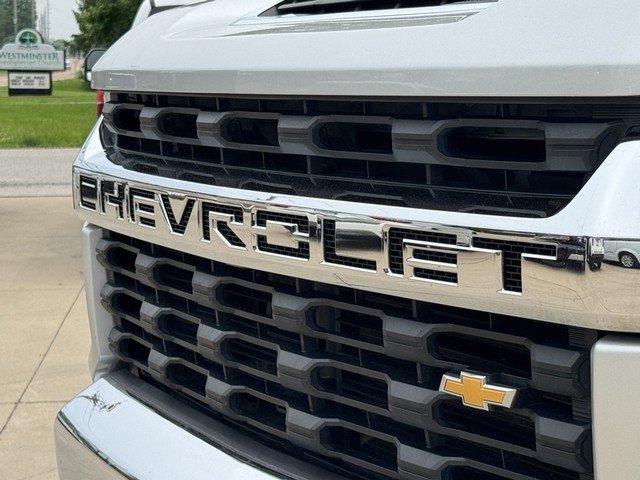2023 Chevrolet Silverado 2500HD LT image 13