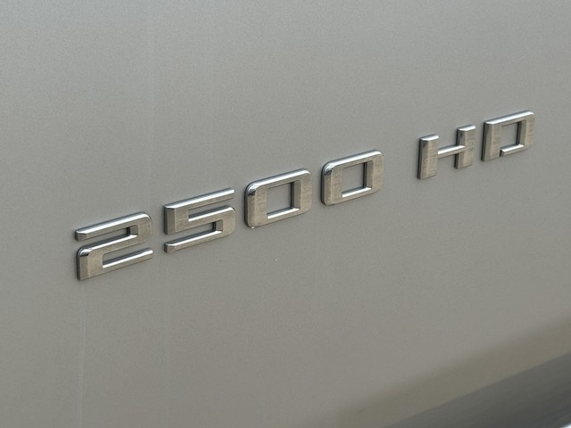 2023 Chevrolet Silverado 2500HD LT image 14