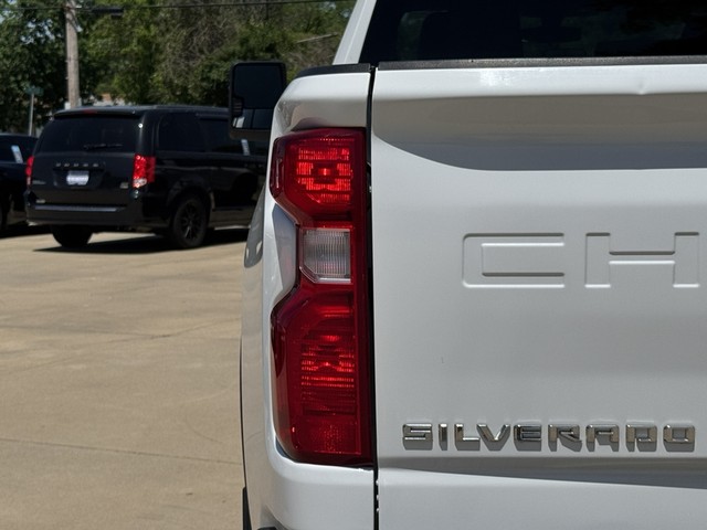 2023 Chevrolet Silverado 2500HD LT 4WD Crew Cab image 12